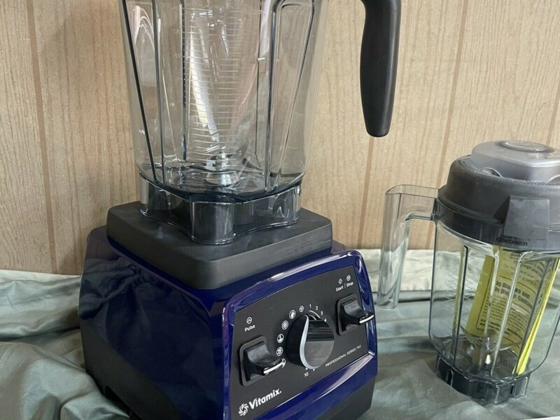 Vitamix Pro Series 750 64 oz mit 32 oz Trockenbehälter