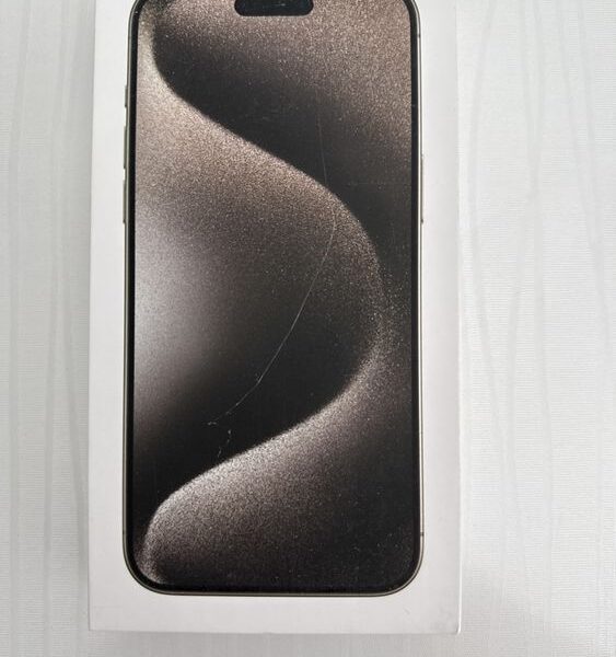 iPhone 15 Pro Max - 256Go - Natural Titanium